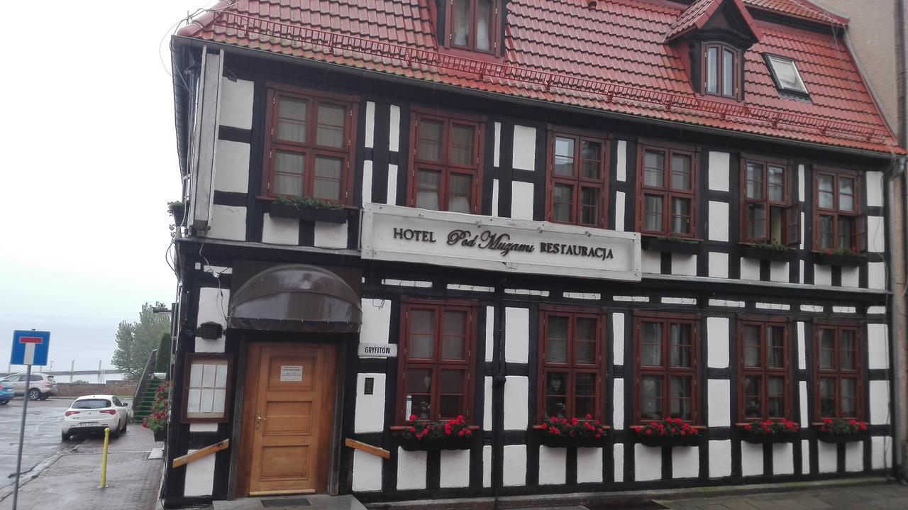 Hotel pod Muzami Kamien Pomorski Exteriér fotografie